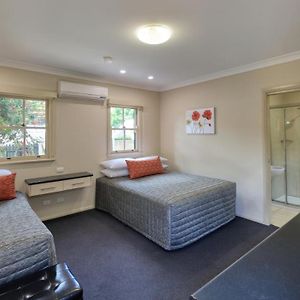 Prince Of Wales Hotel Gulgong